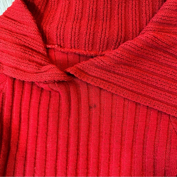 Y2K 90’s Red Sweater Silver Flower S/M - Picture 2 of 6